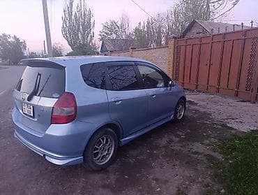 7 мерка: Honda Fit: 2001 г., 1.3 л, Автомат, Бензин, Хэтчбэк — 3
