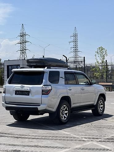 тайота хилюкс: Toyota 4Runner: 2018 г., 4 л, Автомат, Бензин, Внедорожник — 3