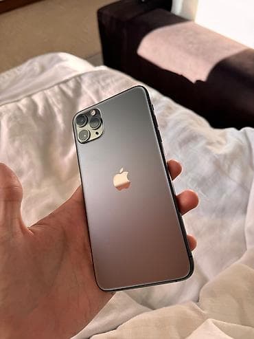 IPhone 11 Pro Max, Б/у, 256 ГБ, Space Gray, Чехол, 75 %