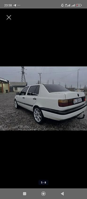 Продажа авто: Volkswagen Vento: 1994 г., 2 л, Механика, Бензин, Седан — 5