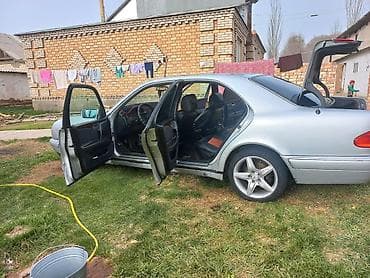 Унаа сатуу: Mercedes-Benz E-Class: 1996 г., Кол менен иштөөчү, Седан — 4