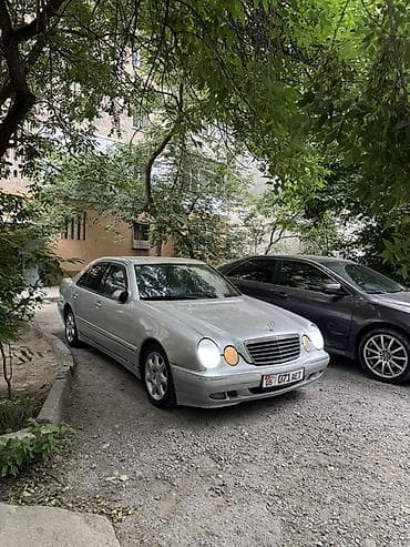 Mercedes-Benz E-Class: 2001 г., 3.2 л, Автомат, Газ, Седан
