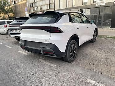 машины китайцы: Changan Qiyuan Q05: 2026 г., 0.1 л, Автомат, Электромобиль, Кроссовер — 5