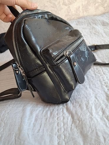 отдам даром обувь: Отдам даром обувь 38р. состояние хорошее, и одежды для подростков — 1