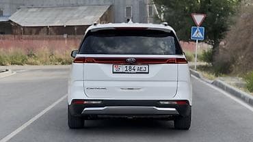 step 2: Kia Carnival: 2021 г., 2.2 л, Автомат, Дизель, Минивэн — 8