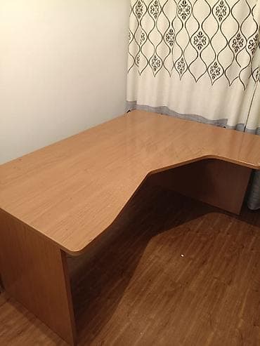 berber mirror second hand: Компьютерный стол, Б/у, Угловой — 1
