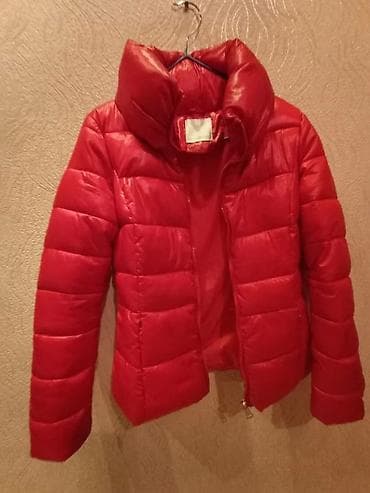 красная куртка: Весений куртка 2раза одета сос отличный 1100с размер на 42.44 — 3