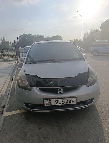 Honda Fit: 2002 г., 1.3 л, Автомат, Бензин, Хетчбек lalafo.kg да — 3 Honda Fit: 2002 г., 1.3 л, Автомат, Бензин, Хетчбек — 3