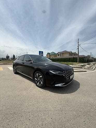 163: Hyundai Grandeur: 2020 г., Гибрид, Фастбек — 5