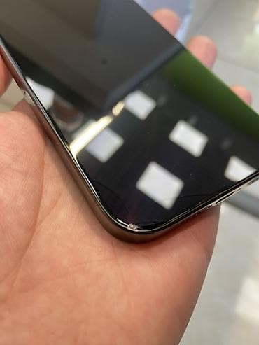 iphon 16 pro: IPhone 16 Pro Max, Black Titanium — 7