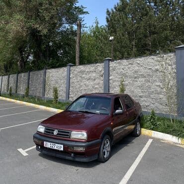 суточные гостиницы в таласе: Volkswagen Vento: 1992 г., 1.8 л, Механика, Бензин, Седан — 1
