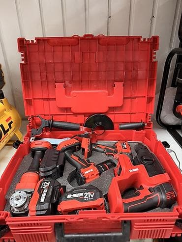 куплю перфоратор: Аккумуляторный набор инструментов D-MAX 21V (в кейсе) Комплектация: - — 1