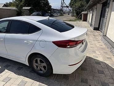 видно: Hyundai Elantra: 2018 г., 1.4 л, Автомат, Бензин, Седан — 7