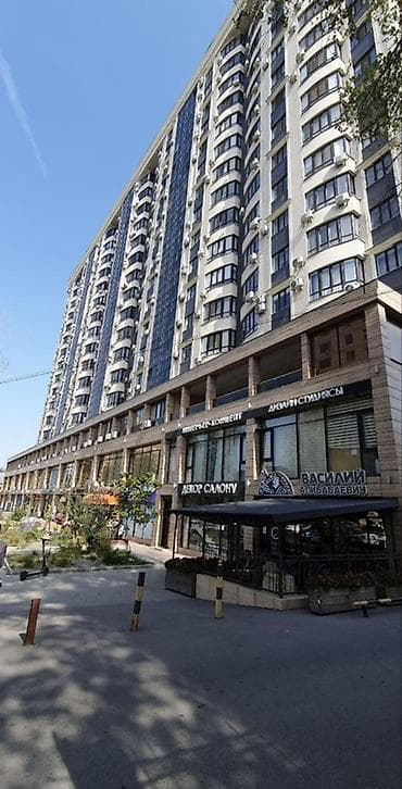 central park: Аренда офисов, 92 м², В бизнес центре, 1 линия, С системой безопасности — 1