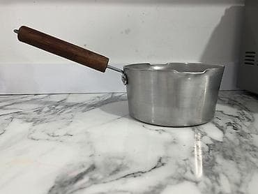сотейники: Сотейник алюминь 1.3 литра Состояние идеальное,без вмятин! Ручка — 1