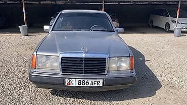 Mercedes-Benz W124: 1993 г., Седан