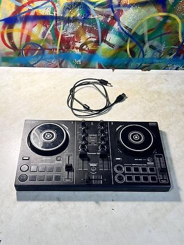 DJ-контроллеры: DJ‑контроллер Pioneer DJ DDJ‑200 (Smart DJ Controller) Работает — 1