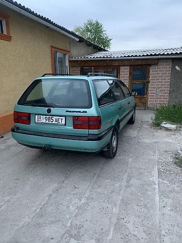 16 lt: Volkswagen Passat Variant: 1994 г., Механика, Бензин, Универсал — 5