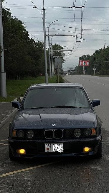 forester 2003: BMW 5 series: 1988 г., Седан — 4