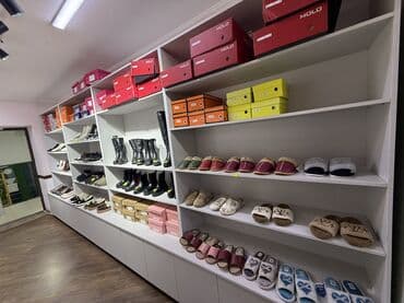 холсты бишкек: Продаётся комплект качественной торговой мебели, идеально подходящий — 7