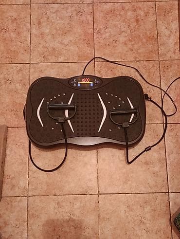 Виброплатформа для домашнего фитнеса со встроенным динамиком с