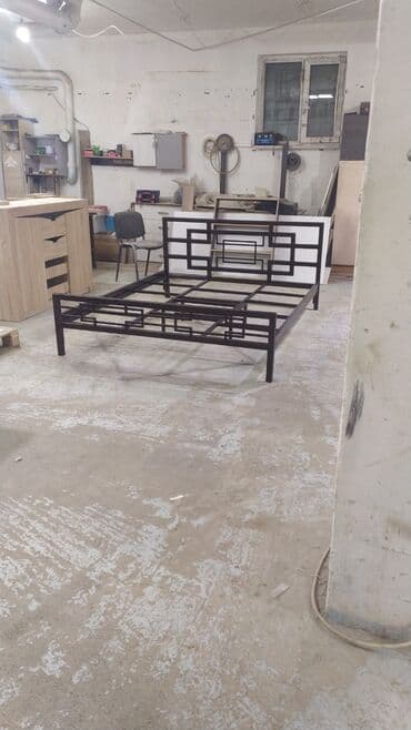 KROVATY: Металл Стиль лофт дизайнерская кровать 160*200 мебель можно at lalafo.kg KROVATY: Металл Стиль лофт дизайнерская кровать 160*200 мебель можно