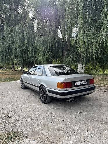 обмен на 5 5: Audi 100: 1991 г., 2.3 л, Автомат, Бензин, Седан — 2