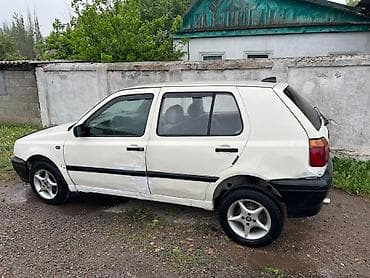 Volkswagen: Volkswagen Golf: 1995 г., 1.6 л, Механика, Хэтчбэк — 5