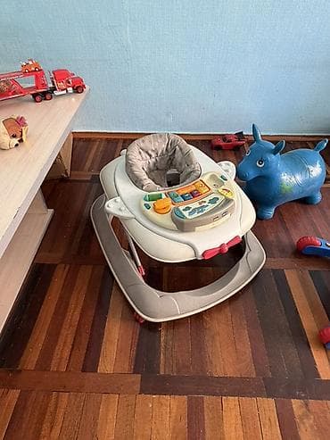 Детские ходунки с игровой панелью. - Тип: классические ходунки на