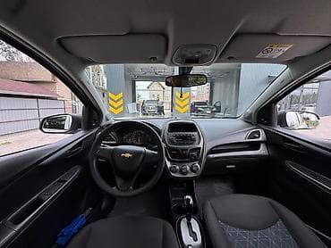 хечбек: Chevrolet Spark: 2020 г., 1 л, Бензин, Хэтчбэк — 5
