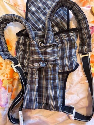 Продаю кенгуру. Очень удобный для переноса деток