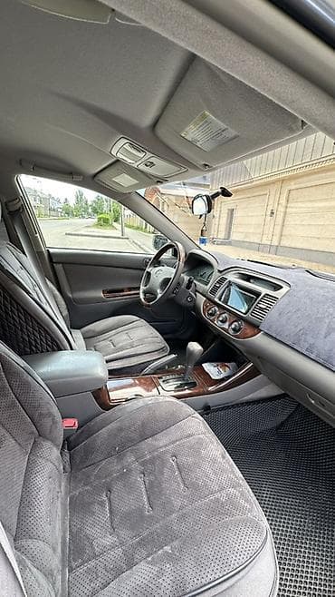 срочное: Toyota Camry: 2004 г., Седан — 7