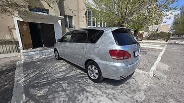 матих: Toyota Ipsum: 2002 г., 2.4 л, Автомат, Бензин, Минивэн — 2