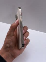 телефон старый: IPhone 14 Pro, Б/у, 256 ГБ, Золотой, Зарядное устройство, Чехол, 100 % — 5