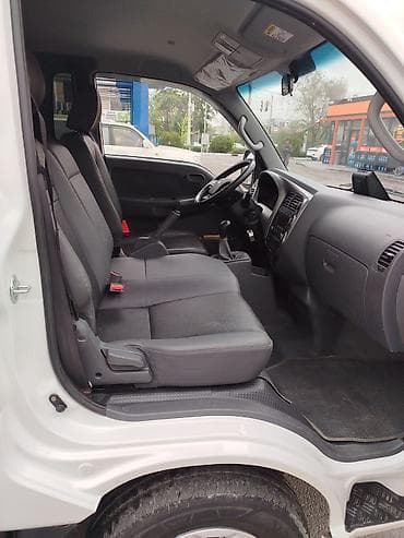 грузово: Kia BONGO: 2021 г., 2.4 л, Газ — 4