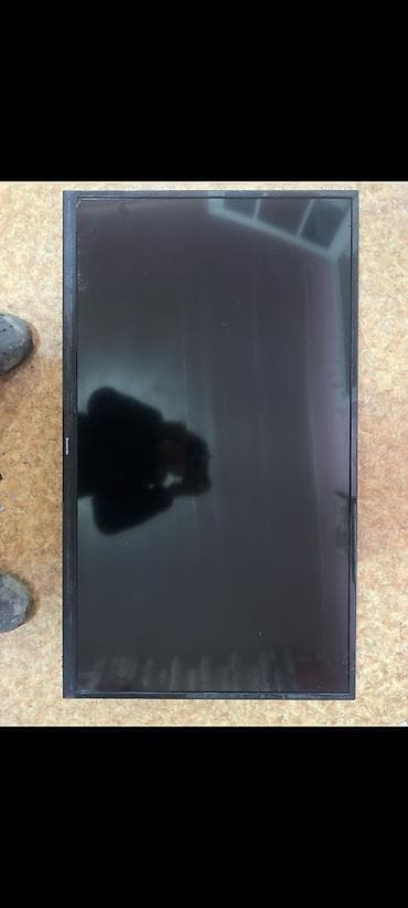 телевизор андроид 24 дюйма: Телевизор Skyworth, диагональ примерно 32–37". Плоская LED‑панель с — 1