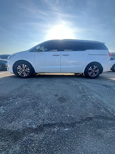 bmw e9: Kia Carnival: 2020 г., 2.2 л, Автомат, Дизель, Минивэн — 6