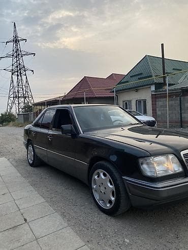 merc 180: Mercedes-Benz W124: 1994 г., 2.2 л, Механика, Бензин, Седан — 2
