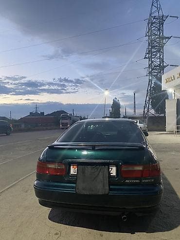Honda Accord: 1995 г., 2 л, Бензин, Седан — 3