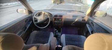 mini cuper: Mazda 626: 1998 г., 1.8 л, Механика, Бензин, Универсал — 3