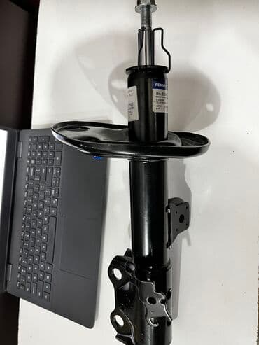 acr50: Передний амортизатор Toyota 2020 г., Новый — 2