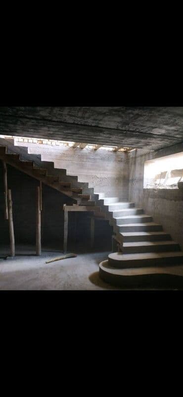 дом двух этажный: Бетон тепкичи Жеке менчик үй үчүн, Кепилдиги, Тепкичтин формасы: Көп марштуу, Стиль: Классикалык — 3