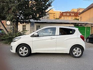 wuling mini ev: Chevrolet Spark: 2020 г., 1 л, Автомат, Бензин, Хэтчбэк — 2