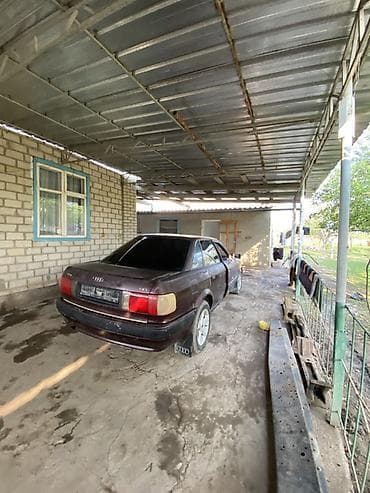 Audi 80: 1991 г., 2.3 л, Седан — 2