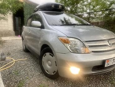 hyundai salaris: Toyota Ist: 2003 г., 1.3 л, Автомат, Газ, Хэтчбэк — 3