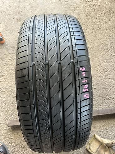 Летняя шина Kumho Majesty 9 Solus TA91 Размер: 245/45 ZR18 100W (XL) at lalafo.kg Летняя шина Kumho Majesty 9 Solus TA91 Размер: 245/45 ZR18 100W (XL)