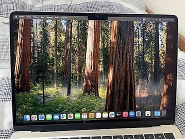 thunder: Apple MacBook Air 13" (чип Apple M2), цвет Starlight - Экран 13.6" — 8