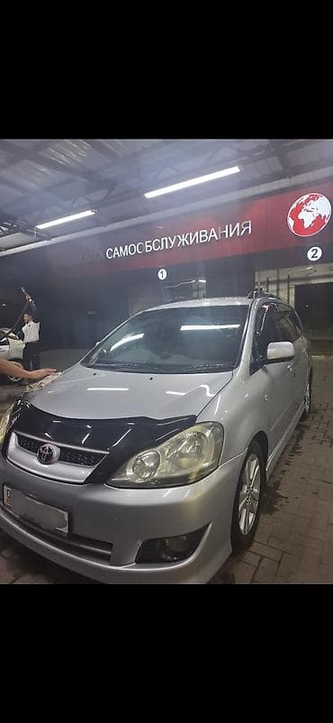 продаю ипсум: Toyota Ipsum: 2005 г., 2.4 л, Автомат, Бензин, Минивэн — 5