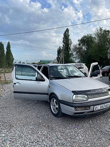 Volkswagen Golf: 1993 г., 1.6 л, Ручные, Бензин, Хэтчбэк