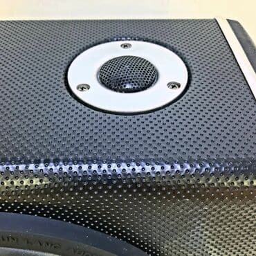 уселитель на буфер: Активный сабвуфер "Klang T10" со встроенным усилителем, в деревянном — 4